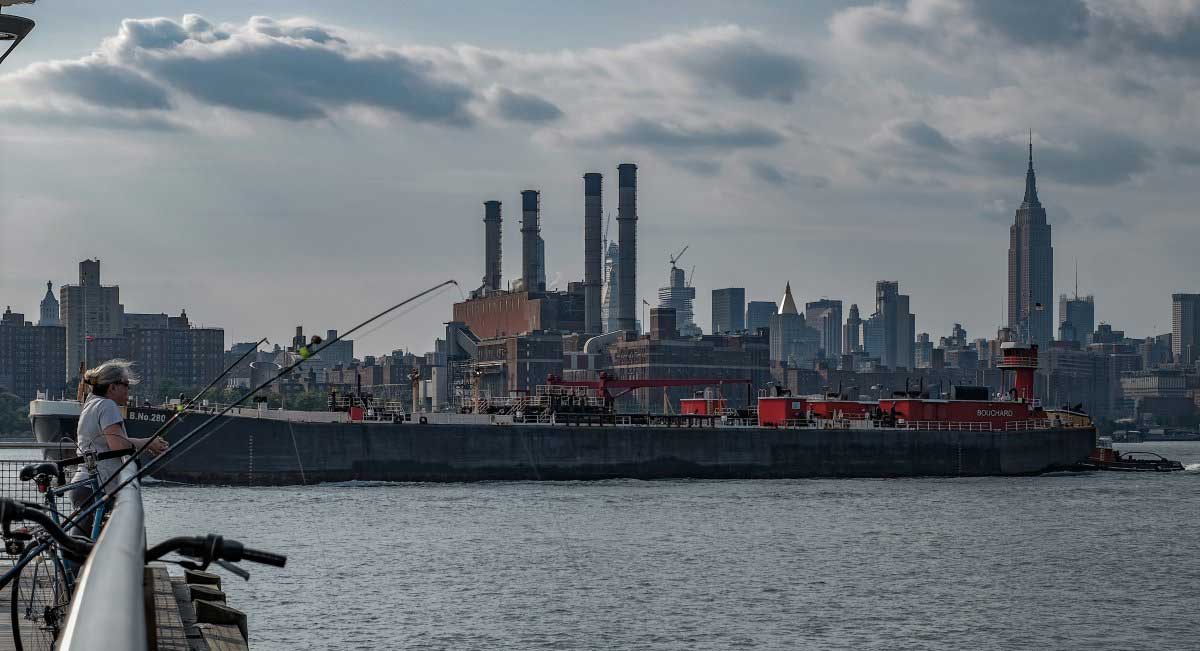 City plans to implement barge network to decrease traffic congestion