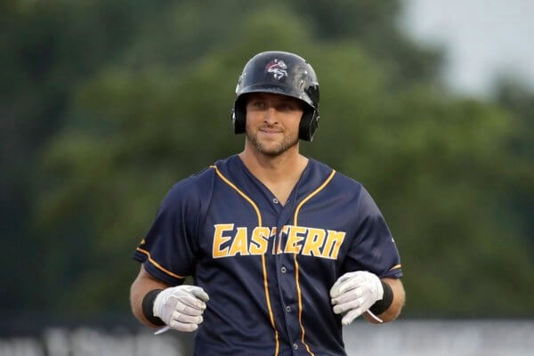 Mets ponder Tebow as big league option, Yankees bring back key veterans