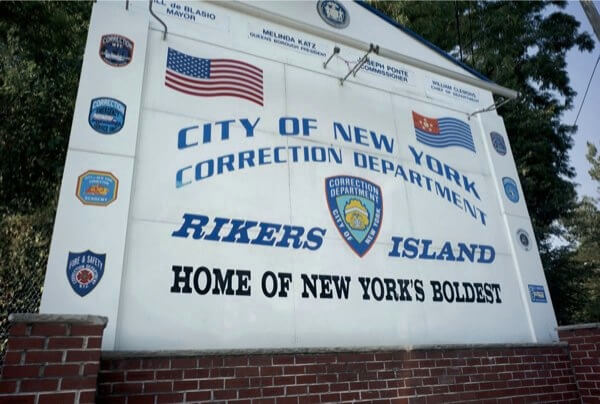 Holden calls for investigation of human rights nonprofit for bailing out teen accused of attacking Rikers guard