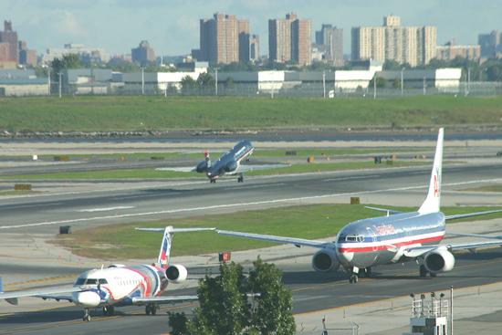 Southwest Airlines to launch service to LaGuardia