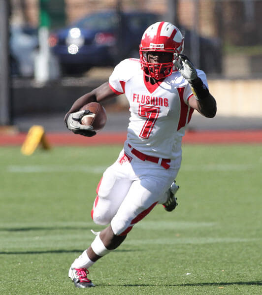 Flushing star King accepts scholarship with Army