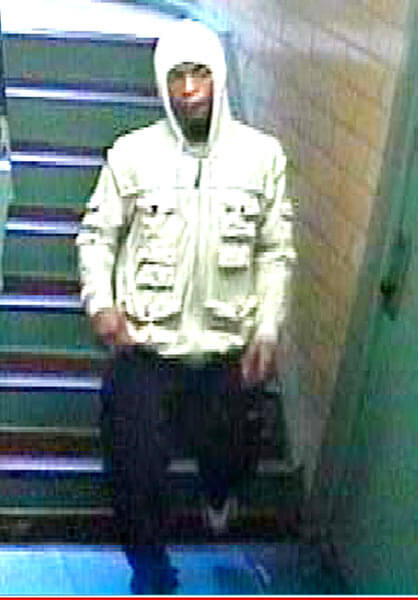 Police hunt for robbers of boro delivery person