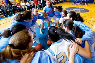 Modest Mary Louis returns with strong starting field