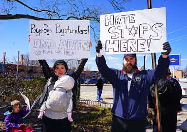Dr. Alan Wittert, Julie Wittert, Hannah Shira Wittert and Raitza Naomi Wittert