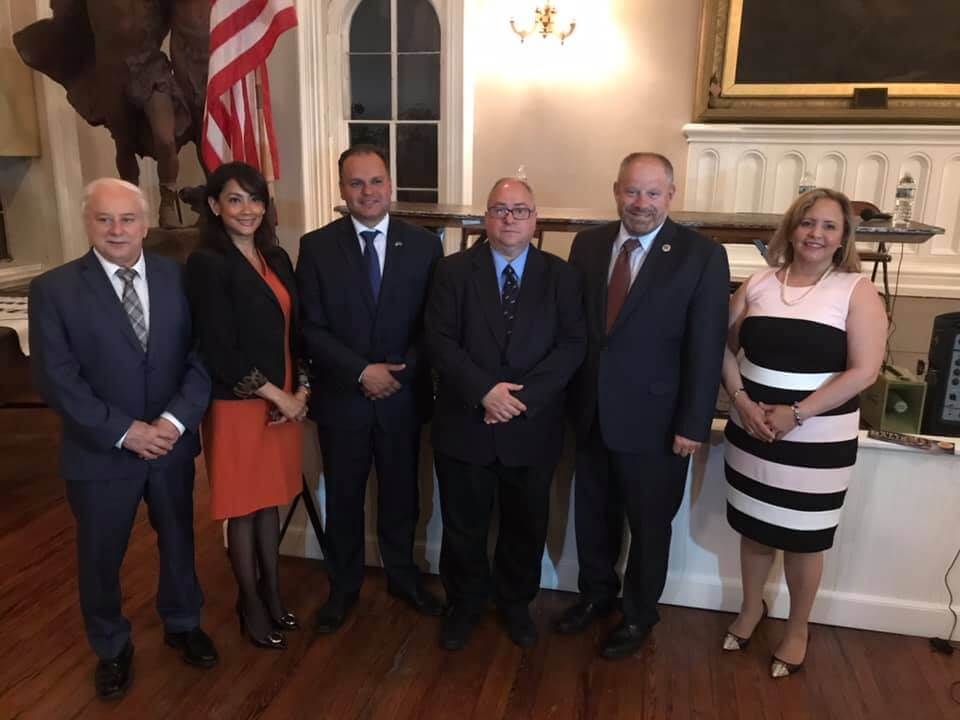 61673842_10157251565262829_5894072985685327872_n