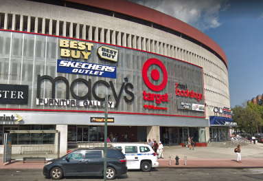 Cops are looking for a knife-toting bandit who stole speakers from the Elmhurst Best Buy store at Queens Place mall on Sept. 6.