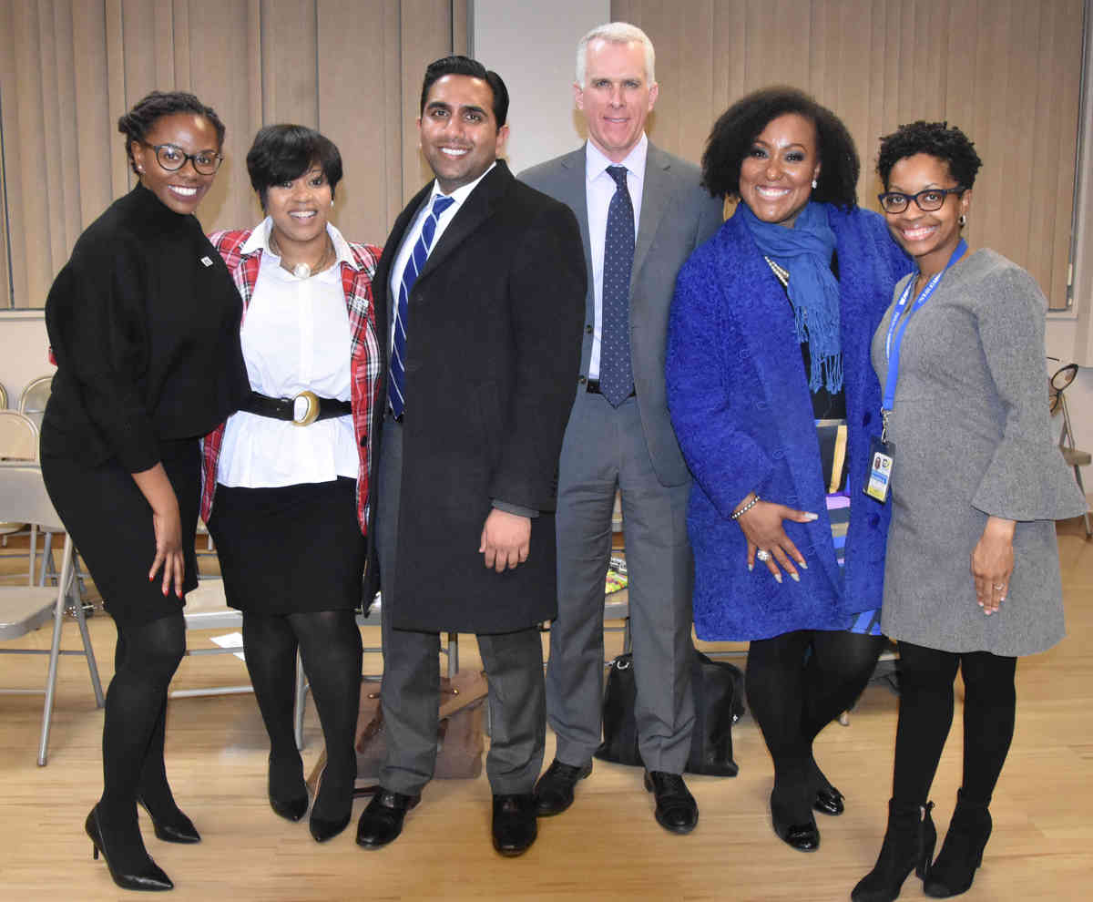 Successful JFK Airport Community Advisory Council meeting with community leaders