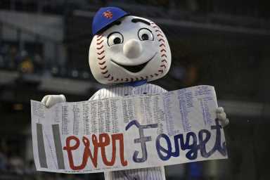 mr_met_911-1536×1024