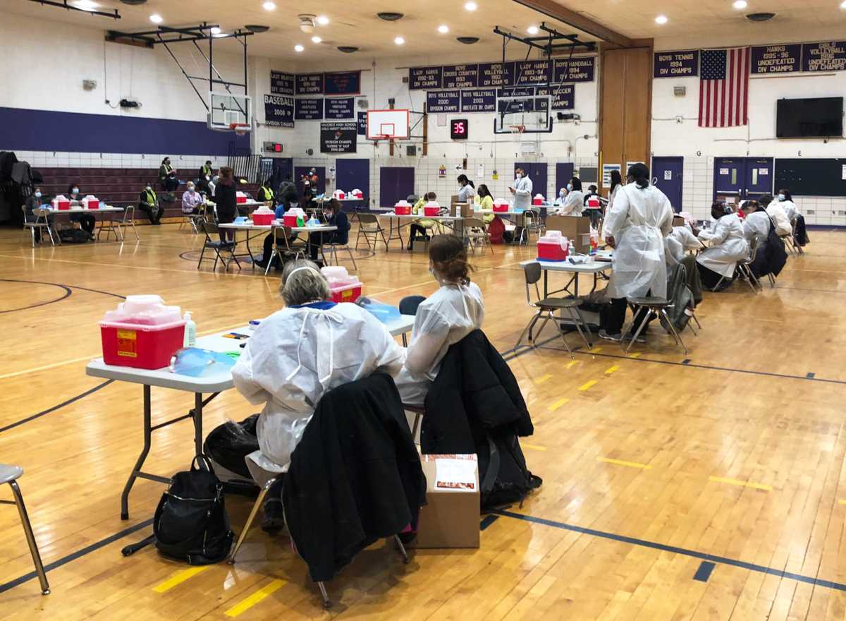 hillcrest vaccine hub