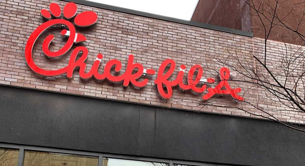 Chick-fil-A Jackson Heights 82nd In-Line