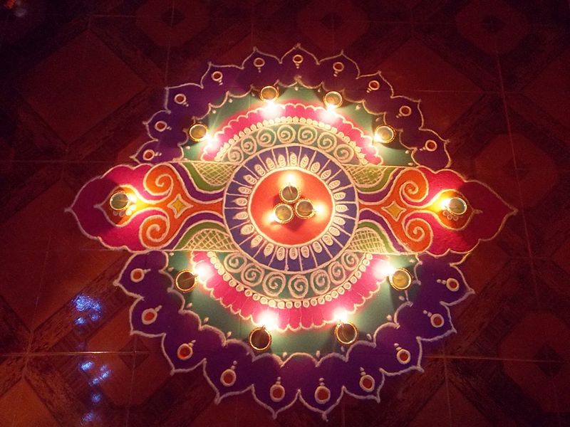 Diya_deepak_Diwali_rangoli_in_goa