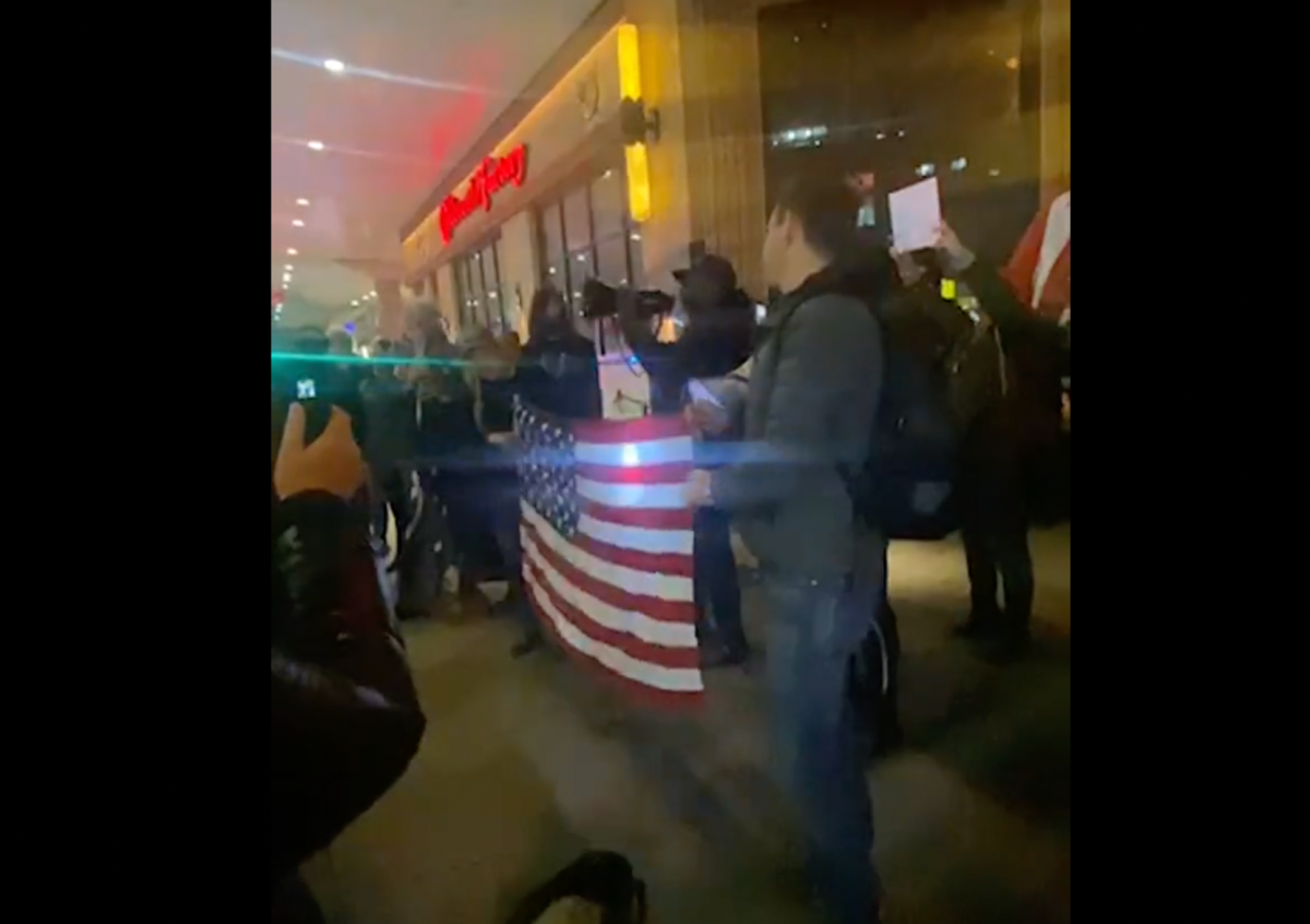 cheesecakefactoryantivaxers