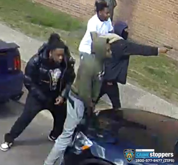 Police looking for info on Fresh Meadows shooting that left teen paralyzed