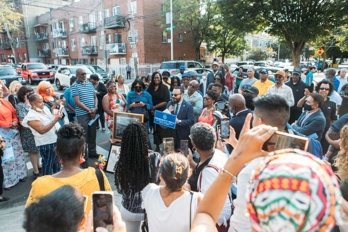 Corona street co-naming