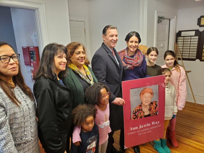 Suozzi