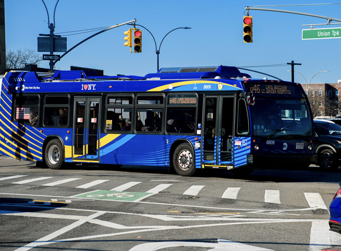 queens bus