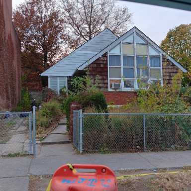 PIC-1-Brothel-@-50-14-11th-Street-Corona-Queens