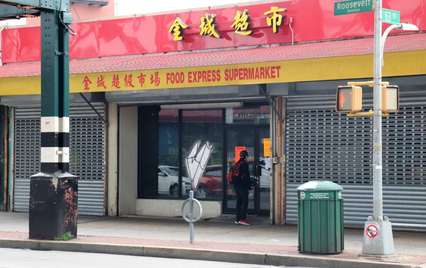 Cops shut down Woodside brothel in undercover op, residents say neighborhood cathouses are an open secret (Photo by Michael Dorgan)